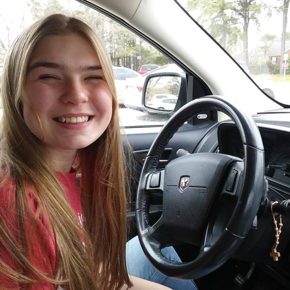 Meet your Posher, Amy - Picture 1 of 1